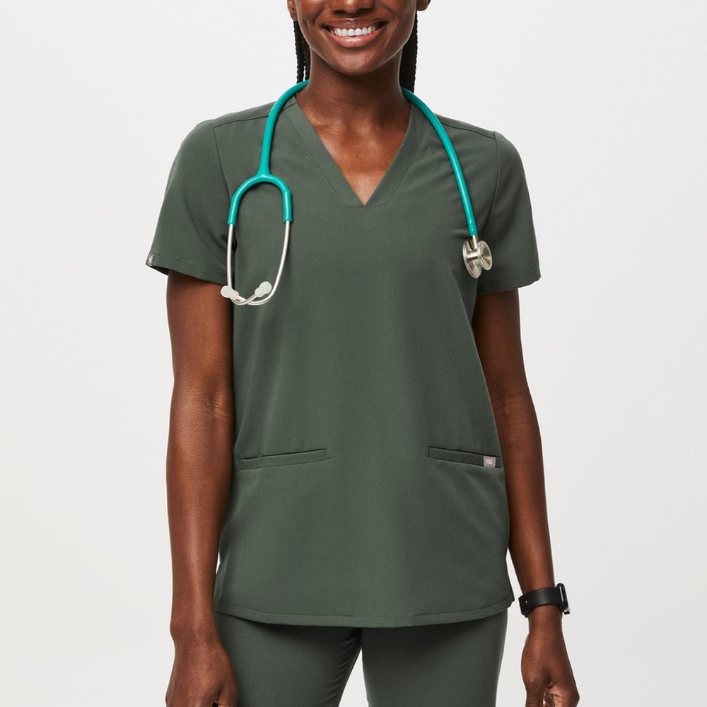 Figs Moss Scrub Top
